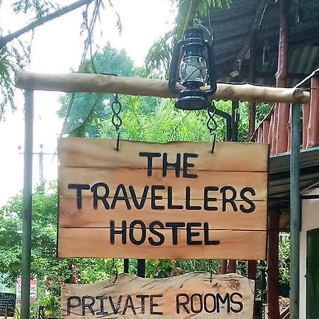 The Traveller'S Hostel & Private Rooms Σιγκιρίγια Εξωτερικό φωτογραφία
